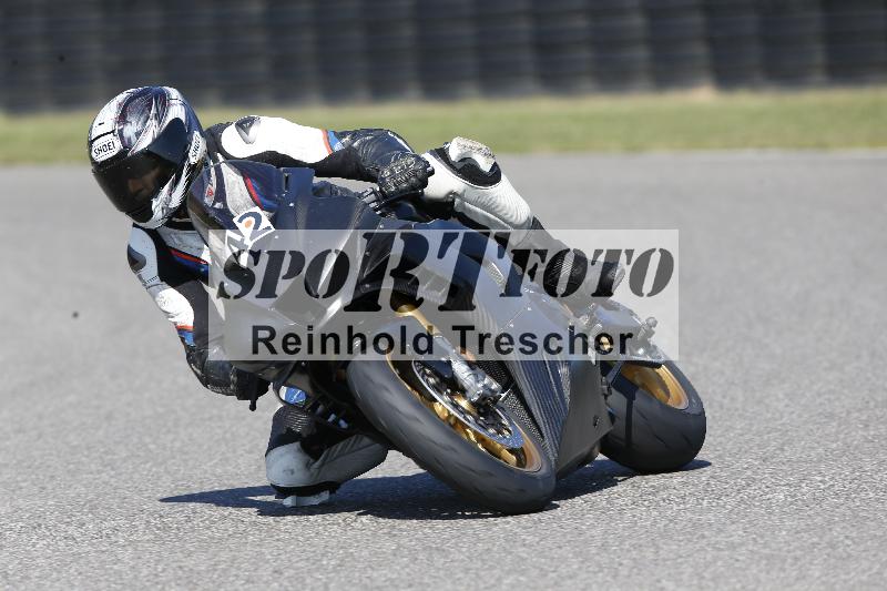 /Archiv-2025/49 26.08.2025 Cornu Master School ADR/rot-rouge/42